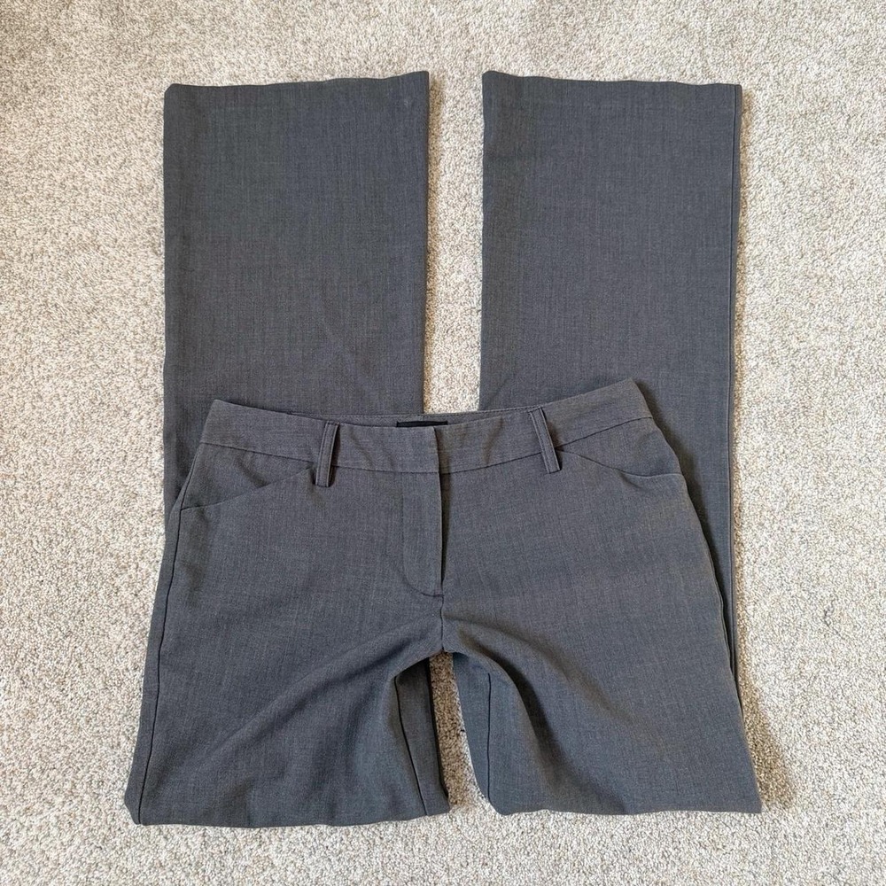 Star City Gray Low Rise Flare Office Siren Trousers – Size 1